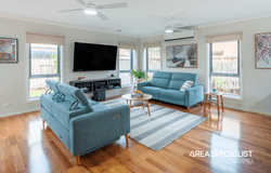 5 Chedword Road, Cranbourne North, Vic 3977