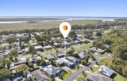 6 Sinclair Place, Ningi, Qld 4511
