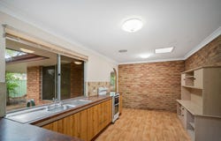 2 Myrtle Street, Walliston, WA 6076