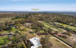 9 Grandeur Court, Greenvale, Vic 3059