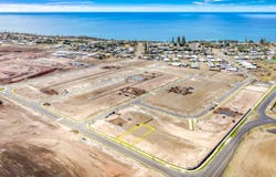 8 Shine Street, Elliott Heads, Qld 4670