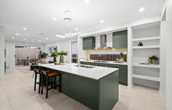 10 Alberg Street, Spring Mountain, Qld 4300