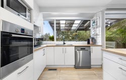 31 Hazel Grove, Tecoma, Vic 3160