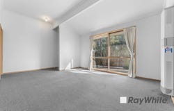1/52 Arthur Phillip Drive, Endeavour Hills, Vic 3802