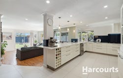 10 Lind Court, Quinns Rocks, WA 6030