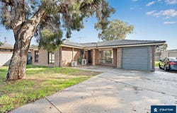 4 Fir Court, Camillo, WA 6111