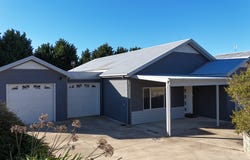 7 Badgery Street, Braidwood, NSW 2622