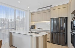 107/180 Marine Parade, Labrador, Qld 4215