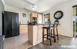 10 Rhythm Rise, Redridge, Qld 4660