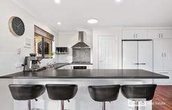 16 Orion Avenue, McKail, WA 6330