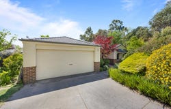 4 Dicker Street, Gordon, Vic 3345