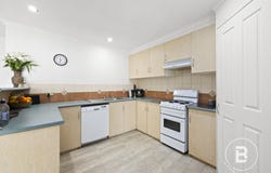5 James Drive, Delacombe, Vic 3356