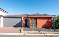 110A Grand Promenade, Doubleview, WA 6018