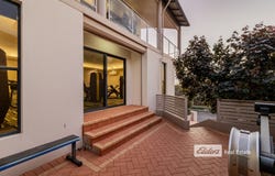 20 Winthrop Avenue, College Grove, WA 6230