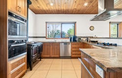 290 Sinclair Street South, Elliminyt, Vic 3250