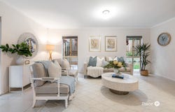 12 Ensign Street, Carindale, Qld 4152