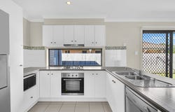 6 Oakvale Avenue, Holmview, Qld 4207
