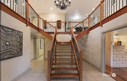 3 Highbury Close, Carindale, Qld 4152