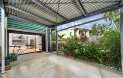 5/34 Mimosa Street, Holloways Beach, Qld 4878
