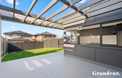 30 Monoplane Avenue, Middleton Grange, NSW 2171