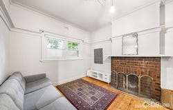 2/6 West Beach Road, St Kilda West, Vic 3182