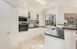 3 Weatherby Drive, Strathdale, Vic 3550