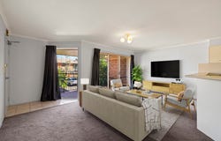 24/367-369 Margaret Street, Newtown, Qld 4350