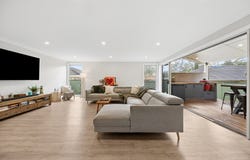 2 Kyooma Close, Buff Point, NSW 2262