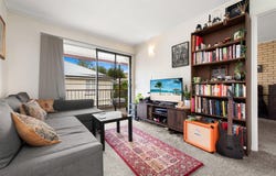 70 Peach Street, Greenslopes, Qld 4120