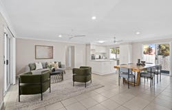 4 Sycamore Street, Flinders View, Qld 4305