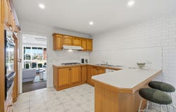7/15A Wattle Grove, McKinnon, Vic 3204