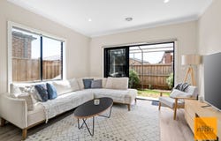 18 Juliete Street, Strathtulloh, Vic 3338