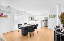 2/177 Stanley Road, Carina, Qld 4152