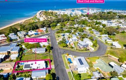 8 Edwin Street, Urangan, Qld 4655