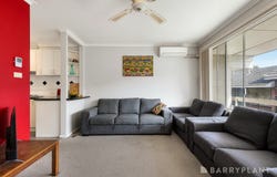 2/104 Durham Road, Kilsyth, Vic 3137
