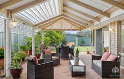 18 Ryan Way, Lesmurdie, WA 6076