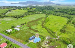 838 Murdering Point Road, Kurrimine Beach, Qld 4871