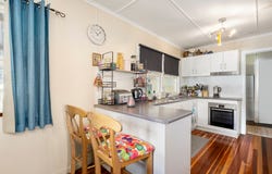 39 Grange Road, Eastern Heights, Qld 4305