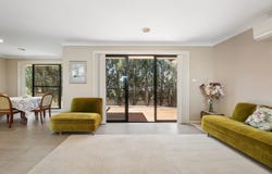 4 Majestic Way, Orange, NSW 2800