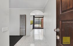 3 Bottlebrush drive, Hoppers Crossing, Vic 3029