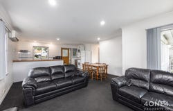 39 Bass Street, Warrane, Tas 7018