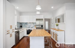36 Redwood Crescent, Melville, WA 6156
