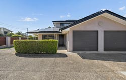 3/5-7 Bramble Street, Woody Point, Qld 4019
