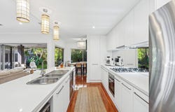 40 Crompton  Drive, St Clair, SA 5011