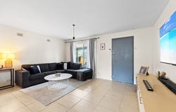 2 & 2a Kynan Close, Lake Haven, NSW 2263