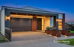 23 Cygnet Way, Mickleham, Vic 3064