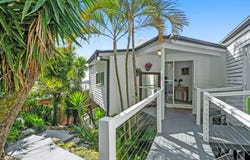 66 Hoffschildt Drive, Currumbin Waters, Qld 4223
