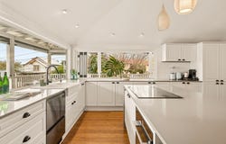 37 Windemere Avenue, Morningside, Qld 4170