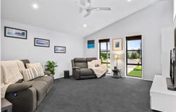 10 Rosemont Avenue, Emu Plains, NSW 2750