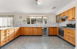 29 Glanville Road, Sussex Inlet, NSW 2540